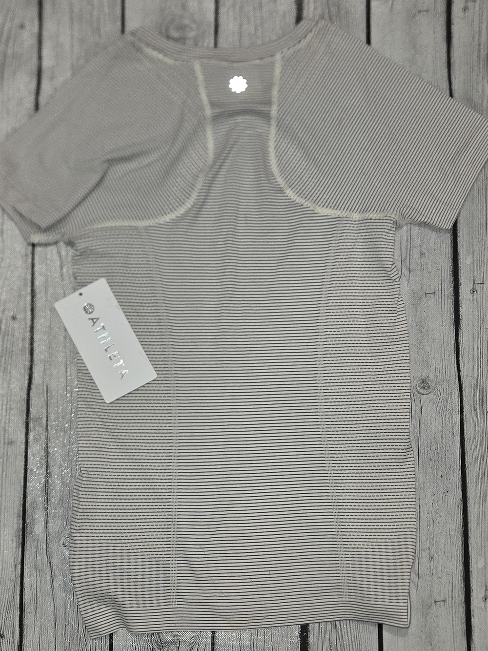 NWT Athleta Momentum Flex Performance Tee Pearl Mini Stripe Womens XS - Picture 8 of 8